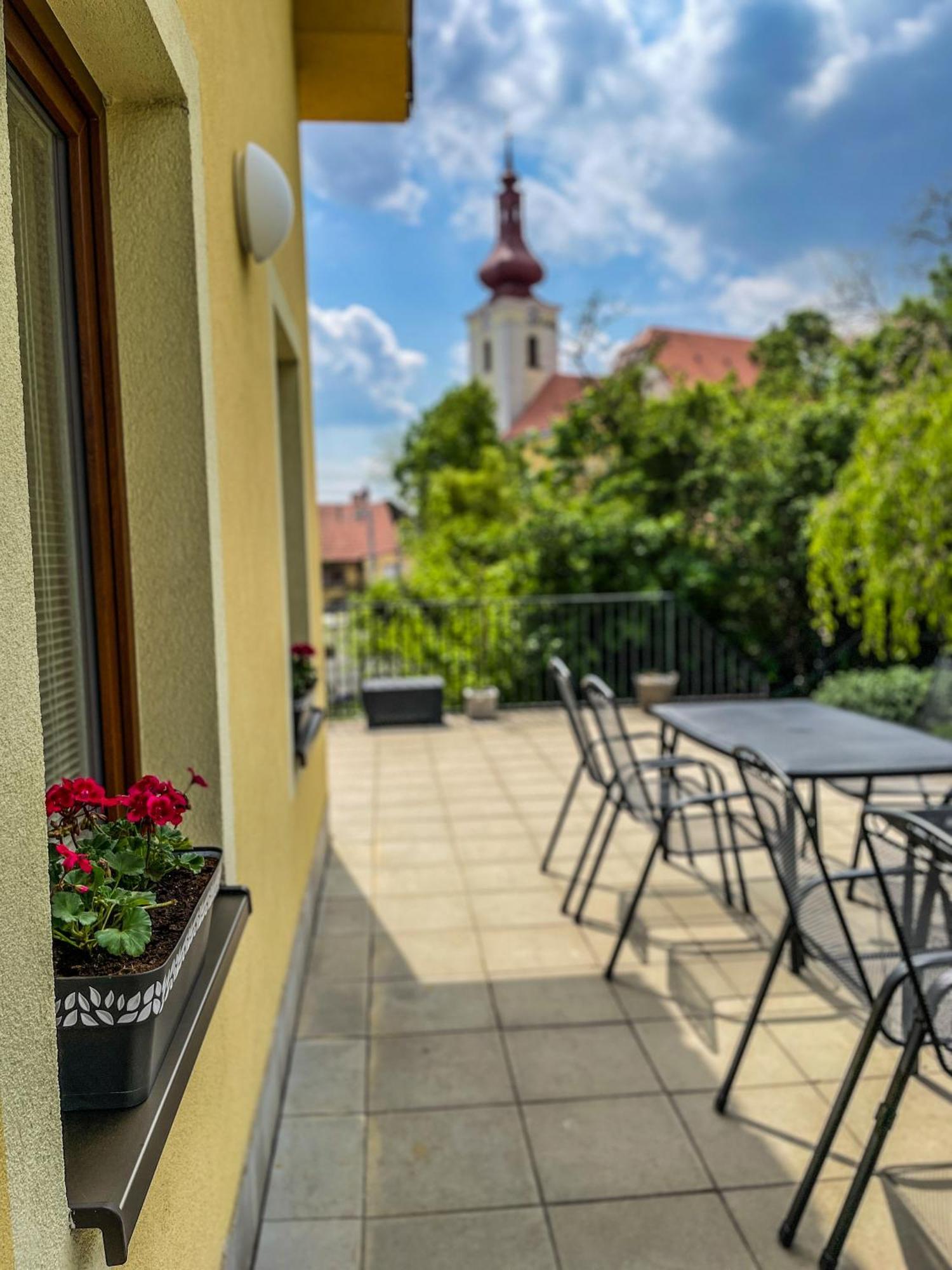 Slunečný Penzion - snídaňový penzion Tasovice Exterior foto